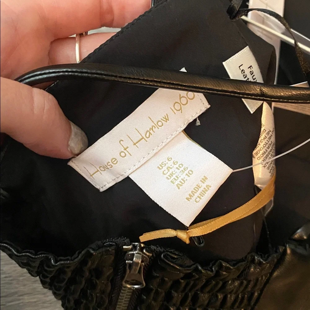 House of Harlow 1960 Vegan Leather Black Set - Picture 9 of 9